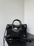 Classic and complex modern style handbag