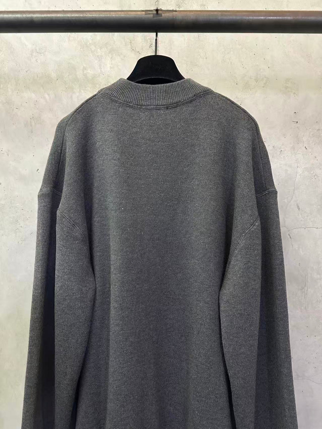 New towel embroidered sweater
