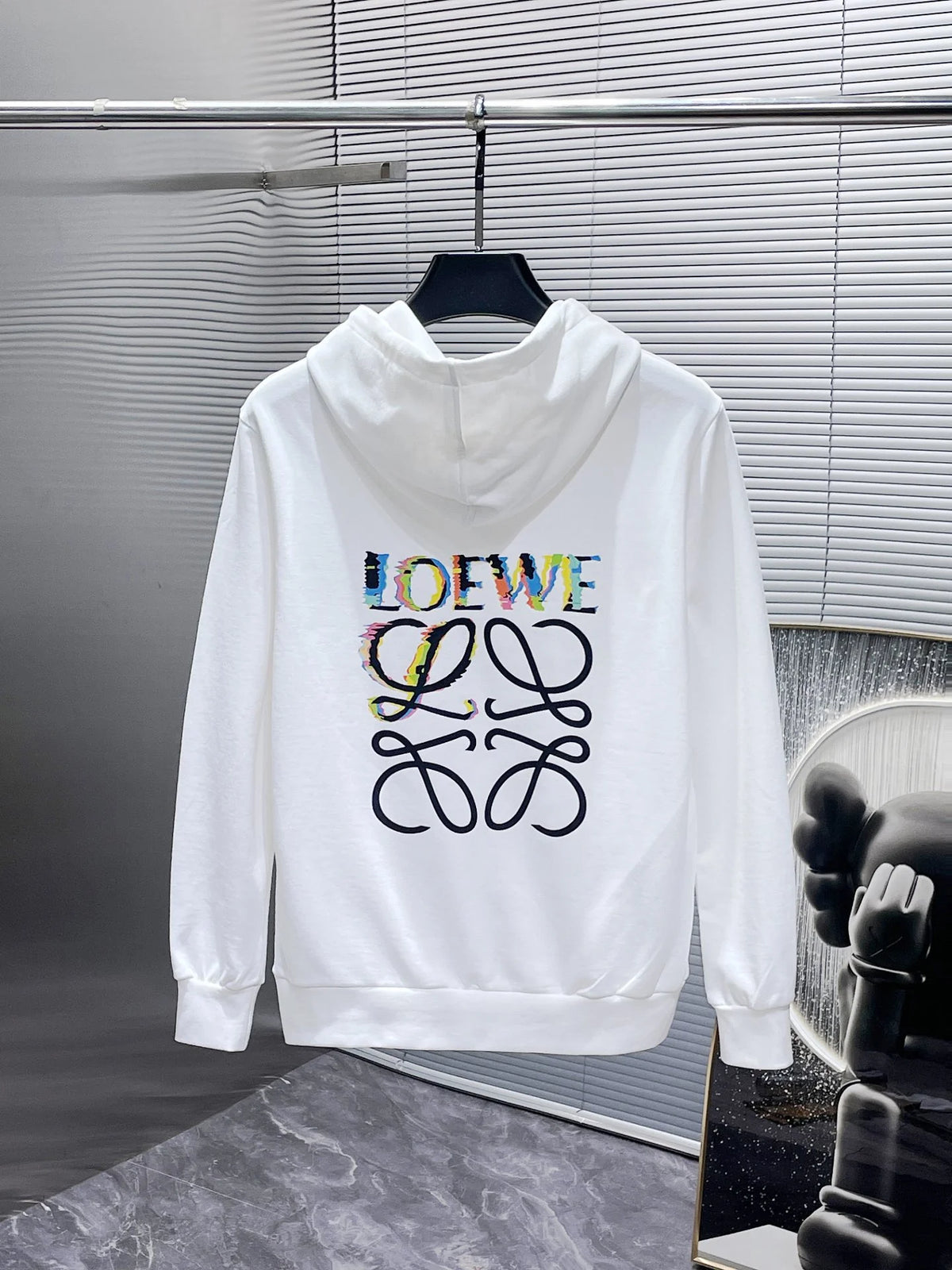 New long sleeved hooded sweatshirt sweatshirt