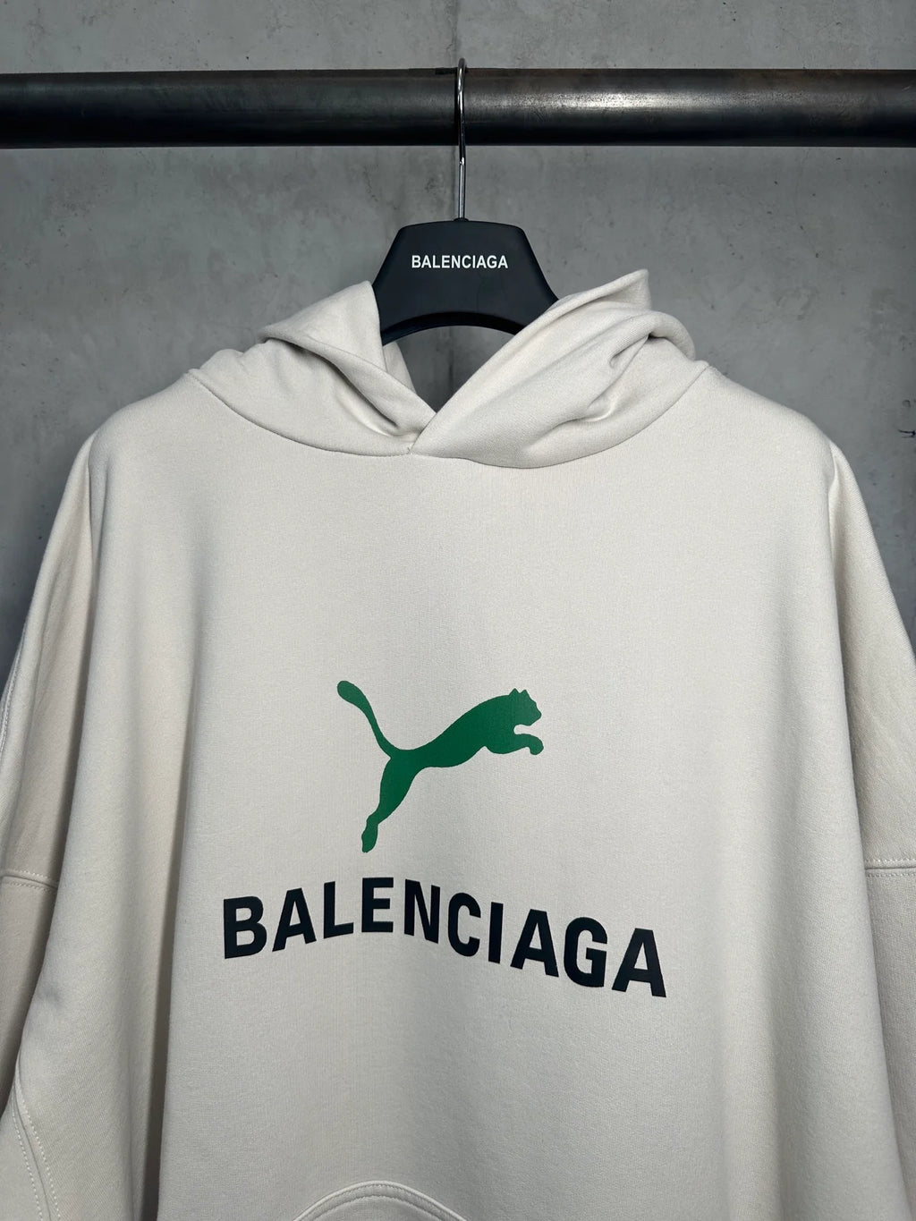 Printed hooded sweatshirt