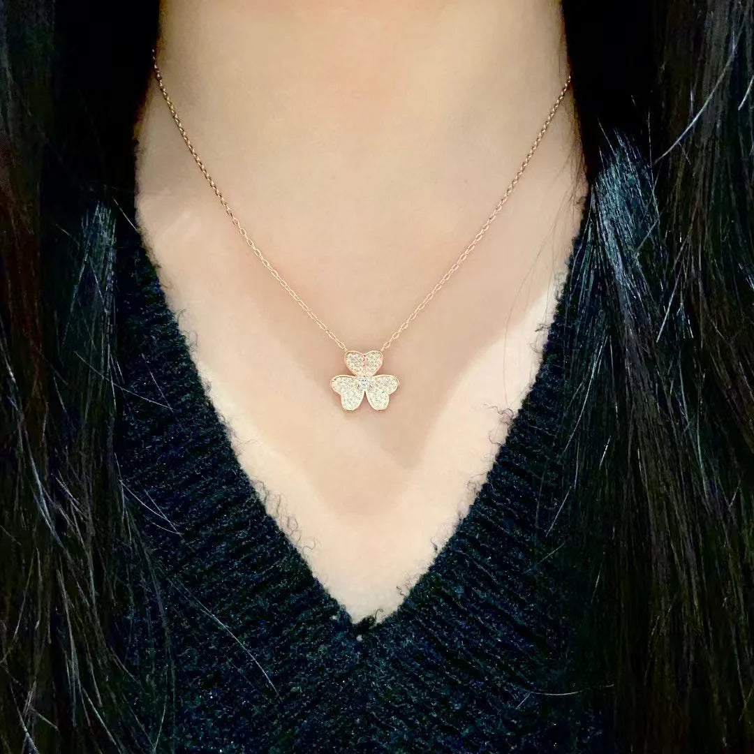 New flower necklace