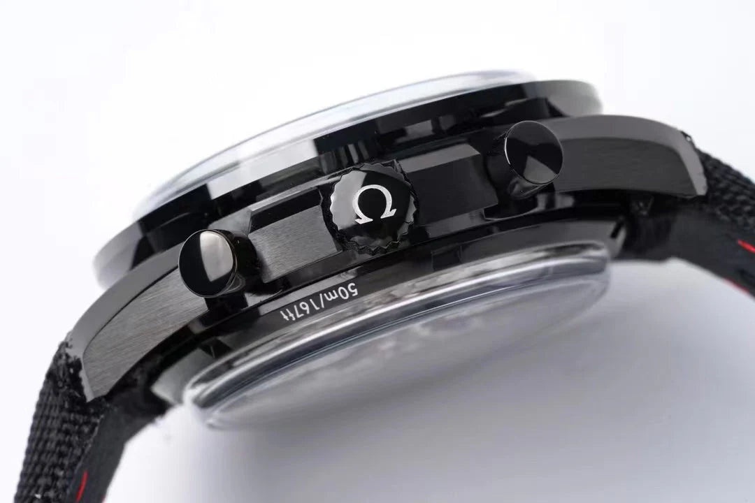 Chronograph -Moon back - Black - Black Rubber- Automatic - 44mm