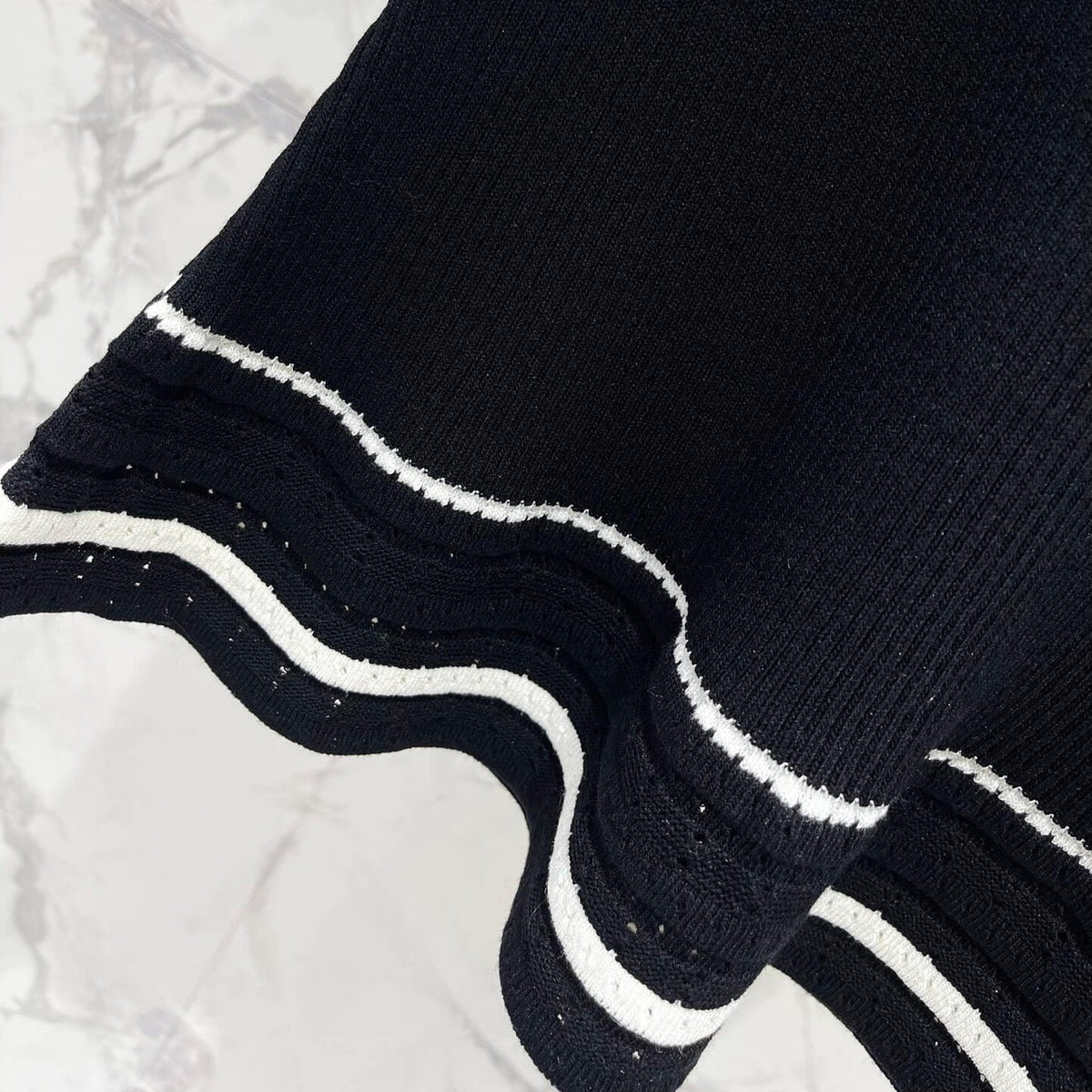 Sweet Color-Block Peter Pan Collar Knit Top