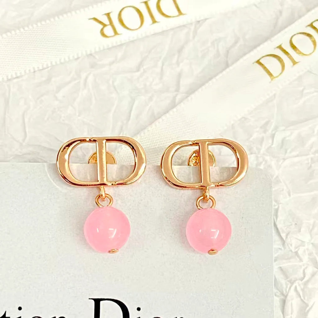 New pearl earrings
