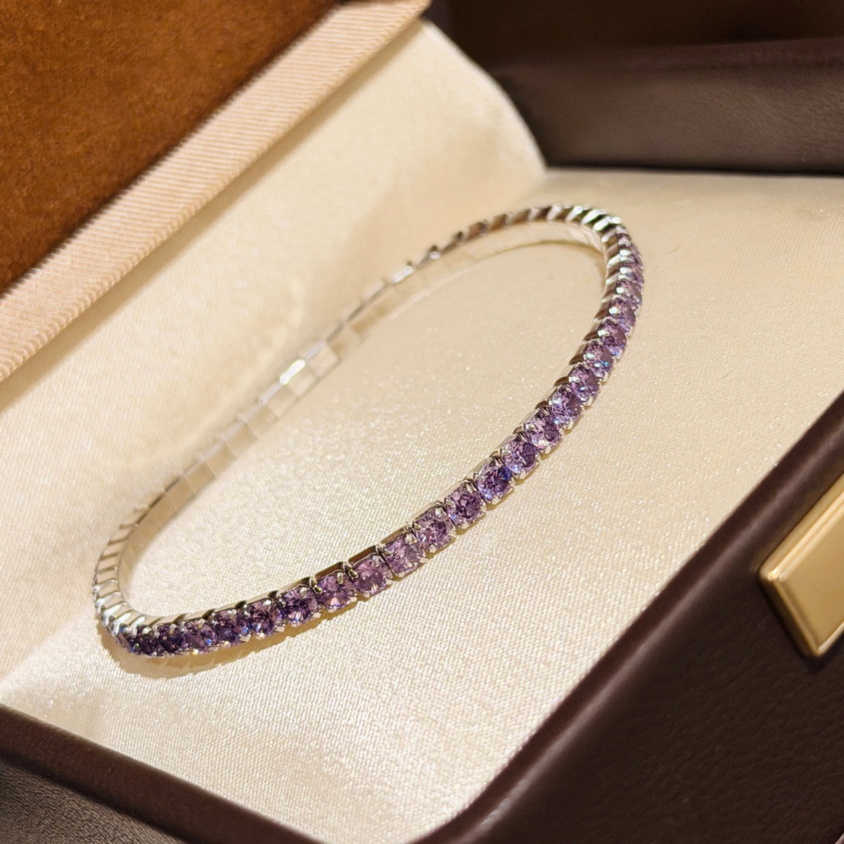 💎  Diamond lined small bracelet