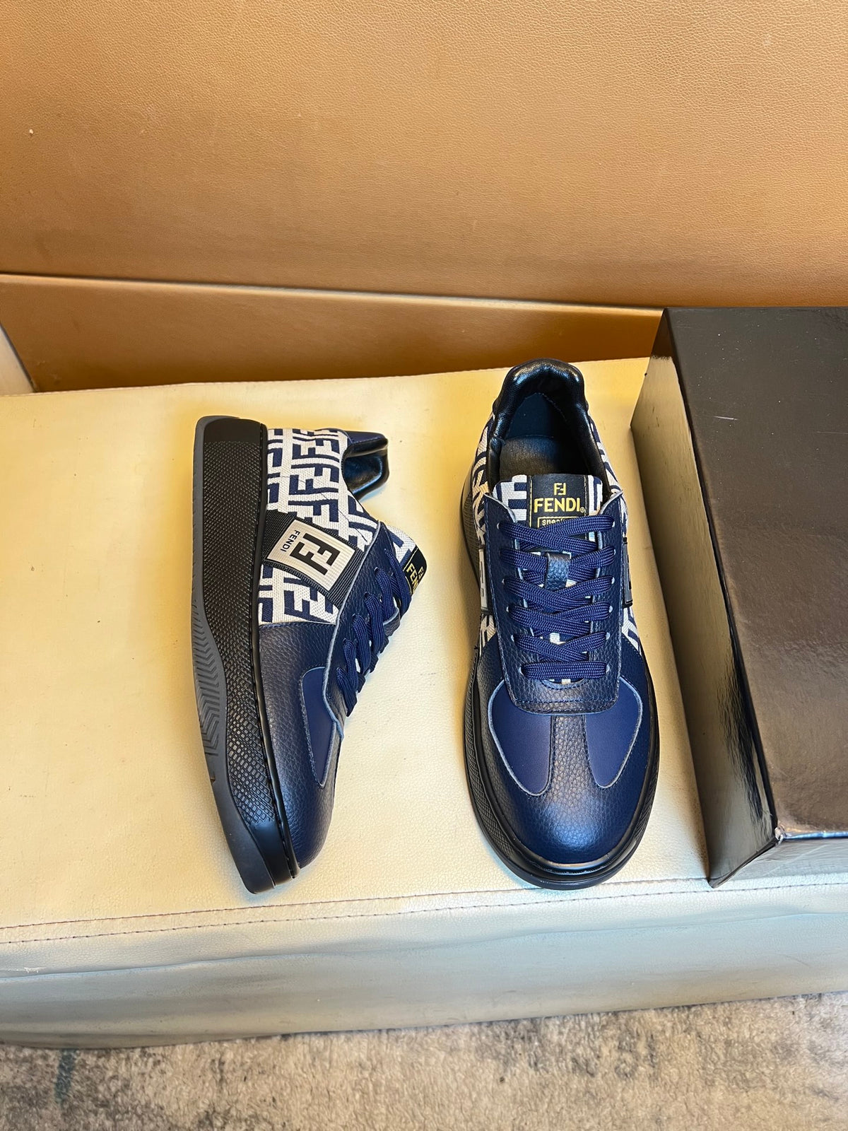 🏃 Casual shoes are a must-have for trendy men