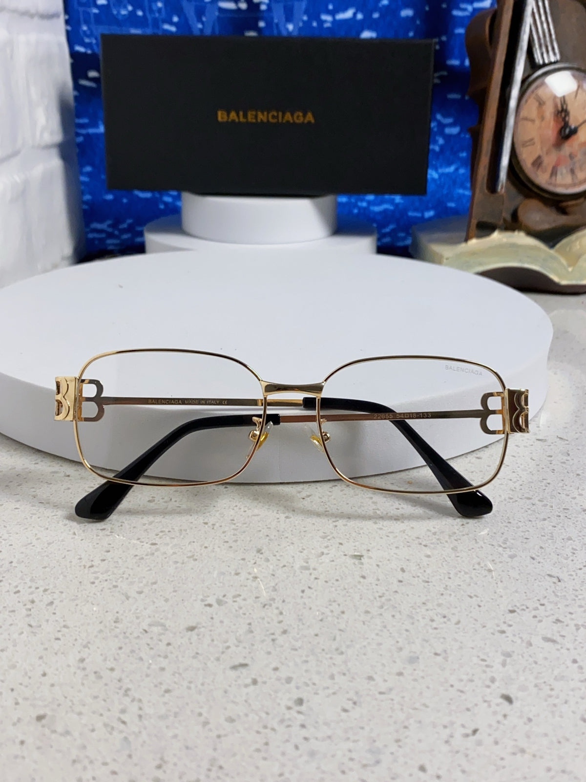 New metal retro box, refined gold wire rectangular gold and silver frame for men and women, can be paired with myopia glasses trend