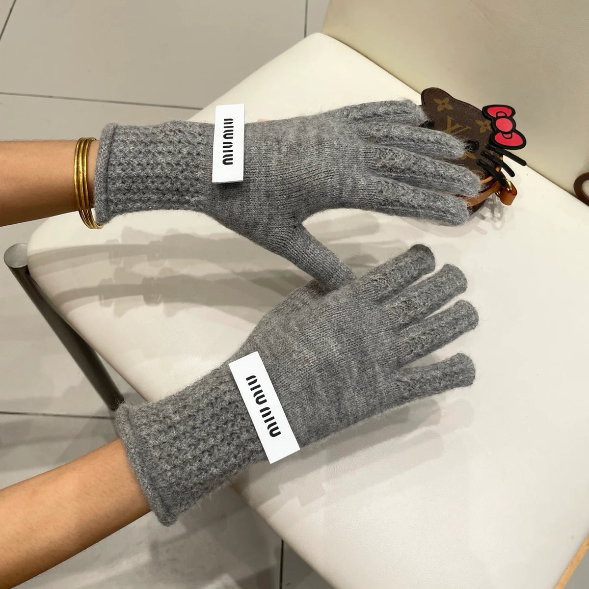 Knitted wool gloves for autumn and winter 👍