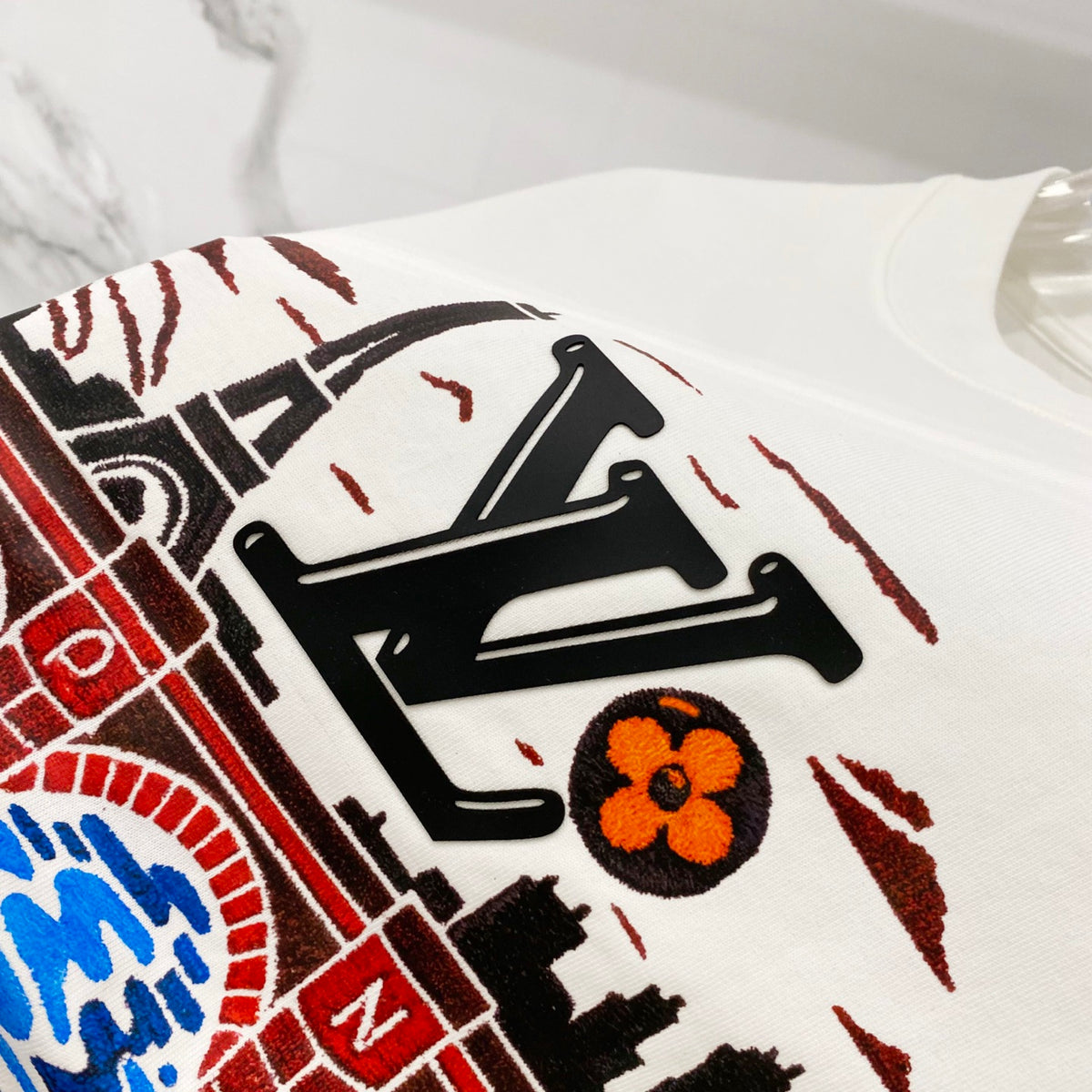 Landscape printed silicone letter T-shirt