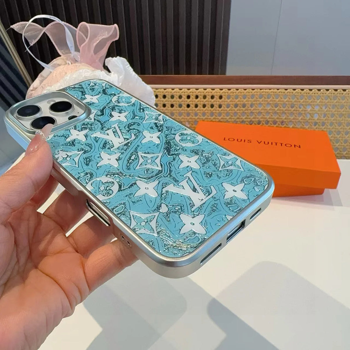 Electroplated glass magnetic phone case