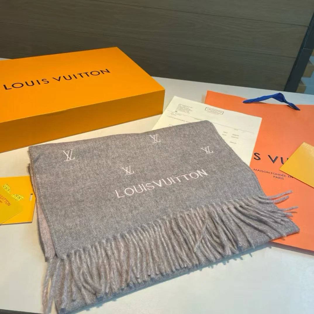 New double-sided scarf