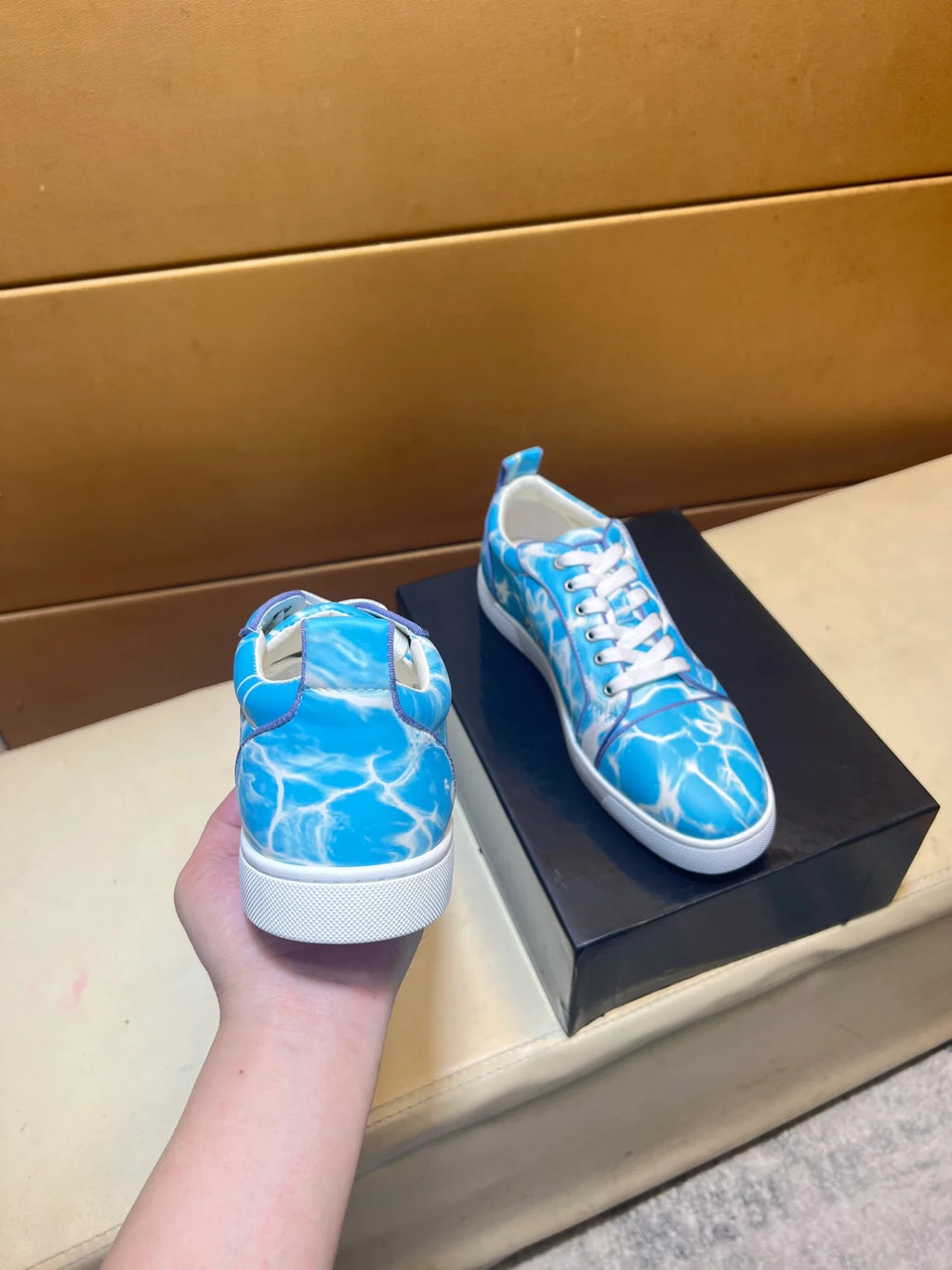 New men's shoes