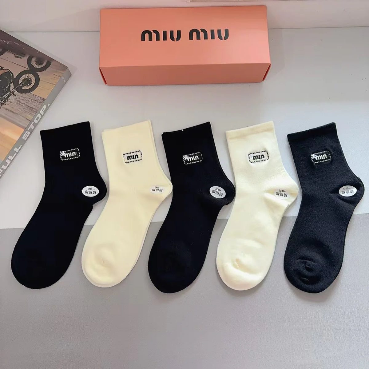 New Embroidered Socks