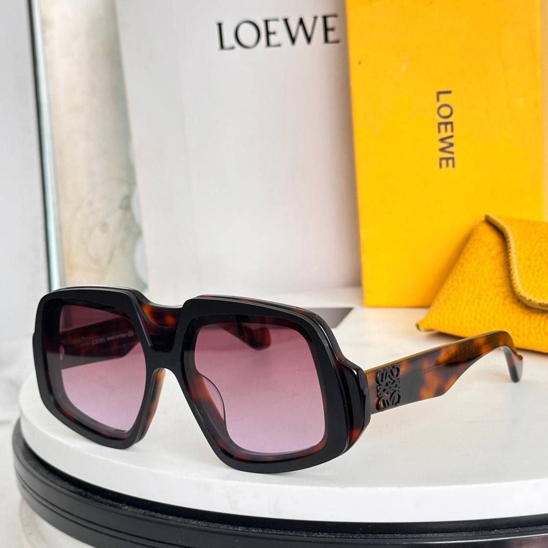 Trendy brand sunglasses