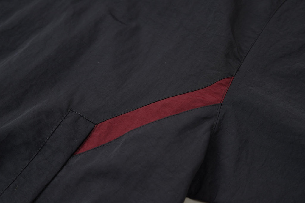 Black and red patchwork embroidered hooded sports suit