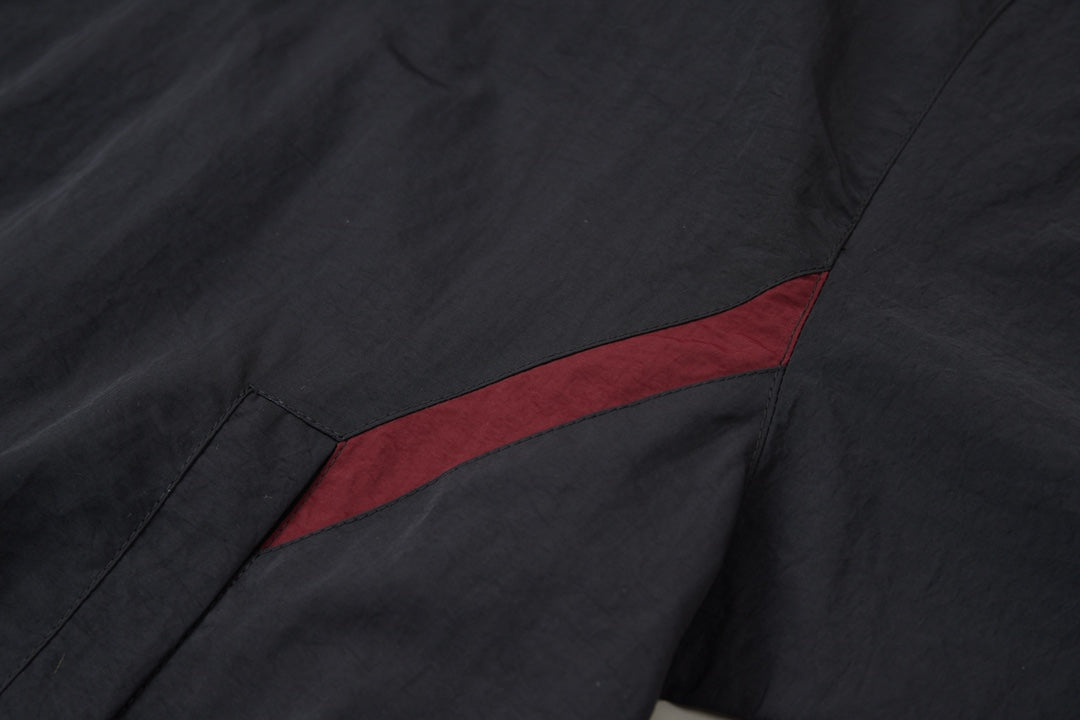 Black and red patchwork embroidered hooded sports suit