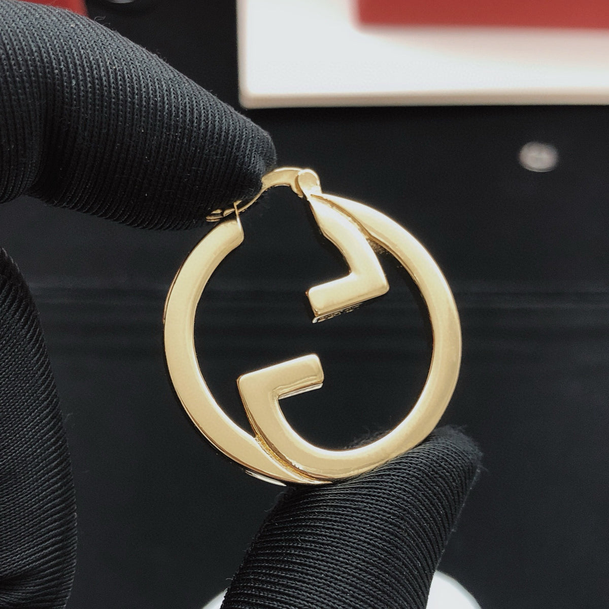 Round smooth earrings