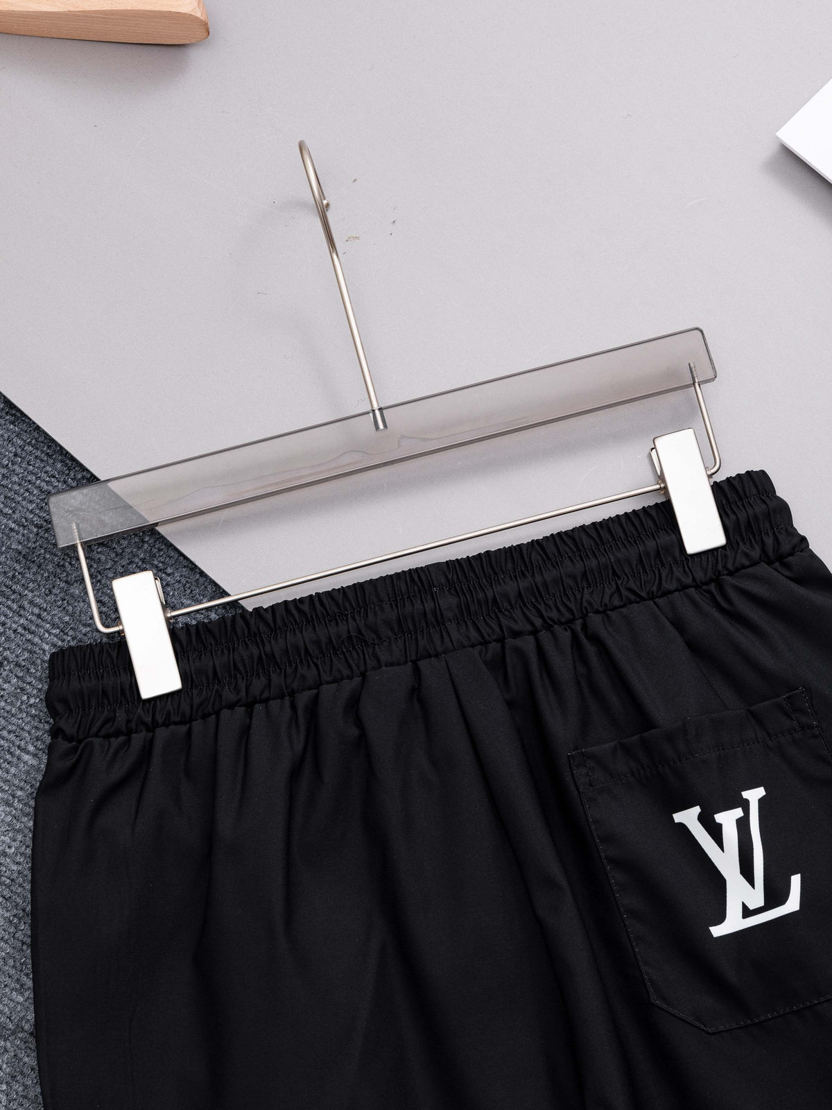 Straight striped spliced quick drying beach shorts