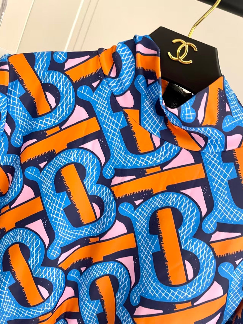 New one-piece sunscreen swimsuit