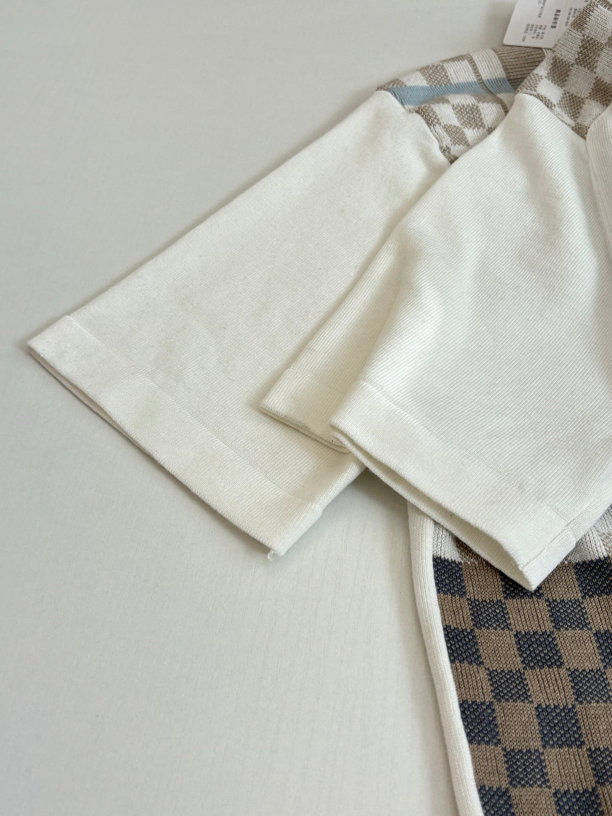 Plaid jacquard knitted short sleeved shirt