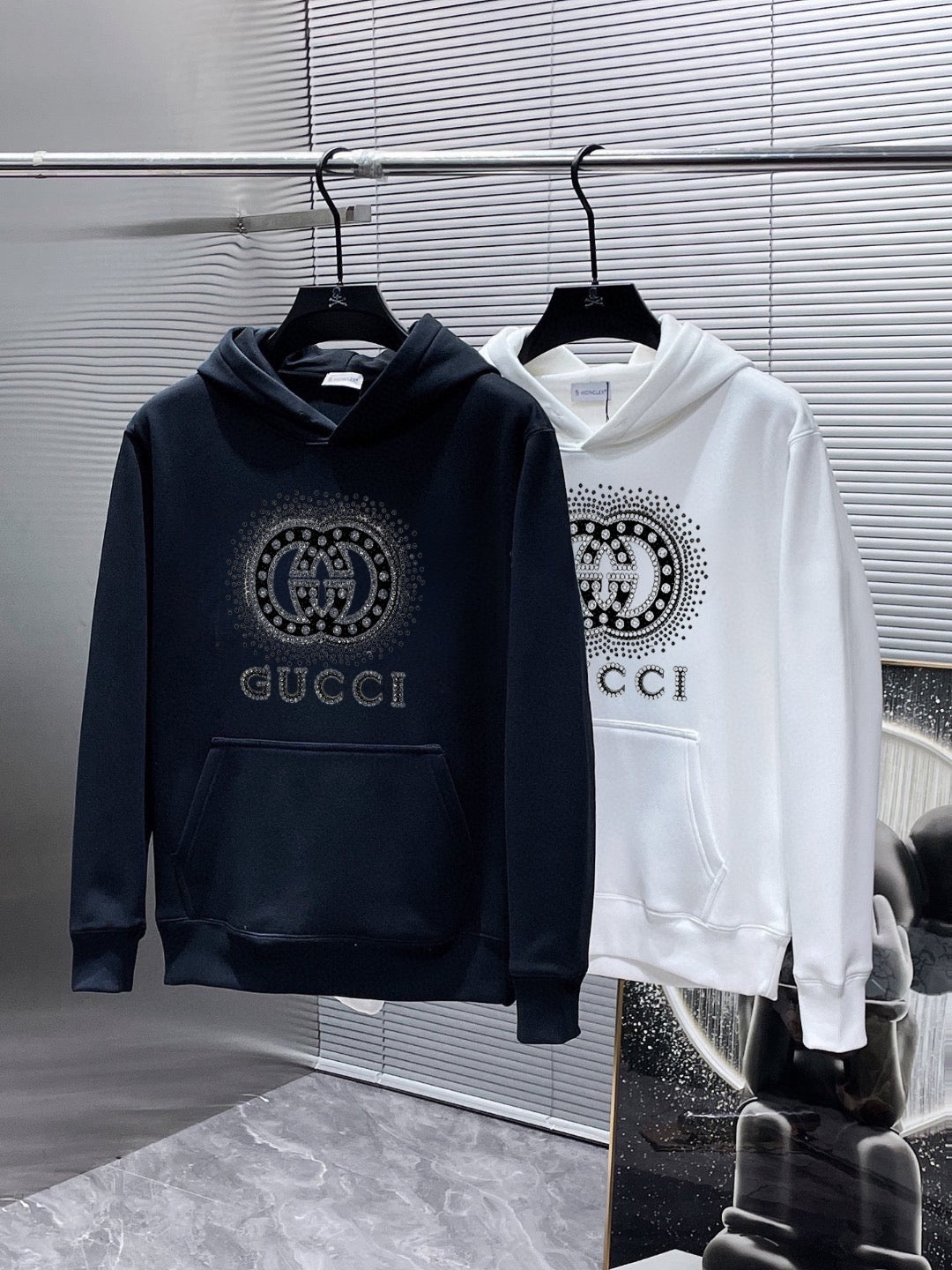 Latest long sleeved round neck sweatshirt 15
