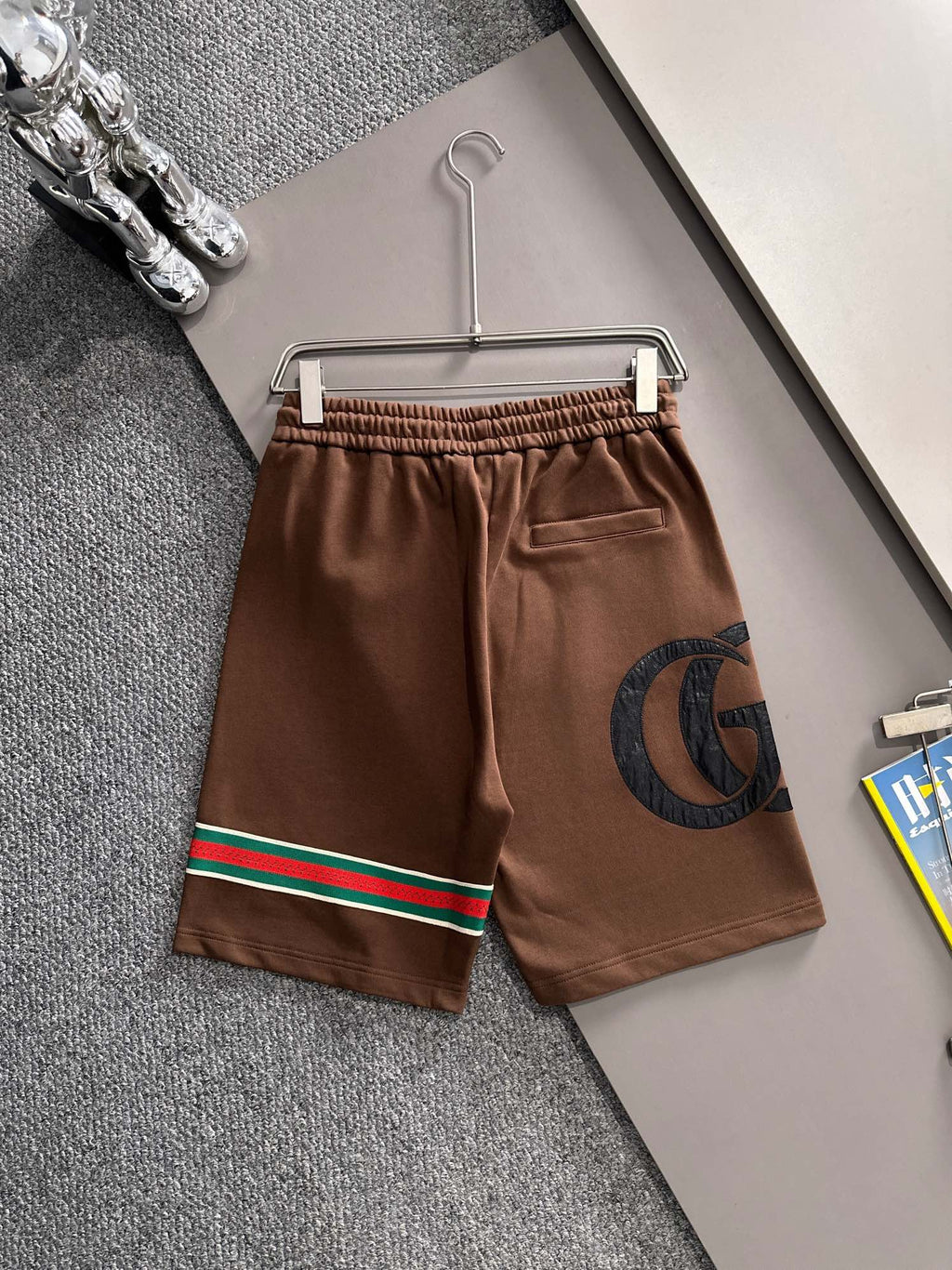 Classic woven ribbon splicing leather casual shorts