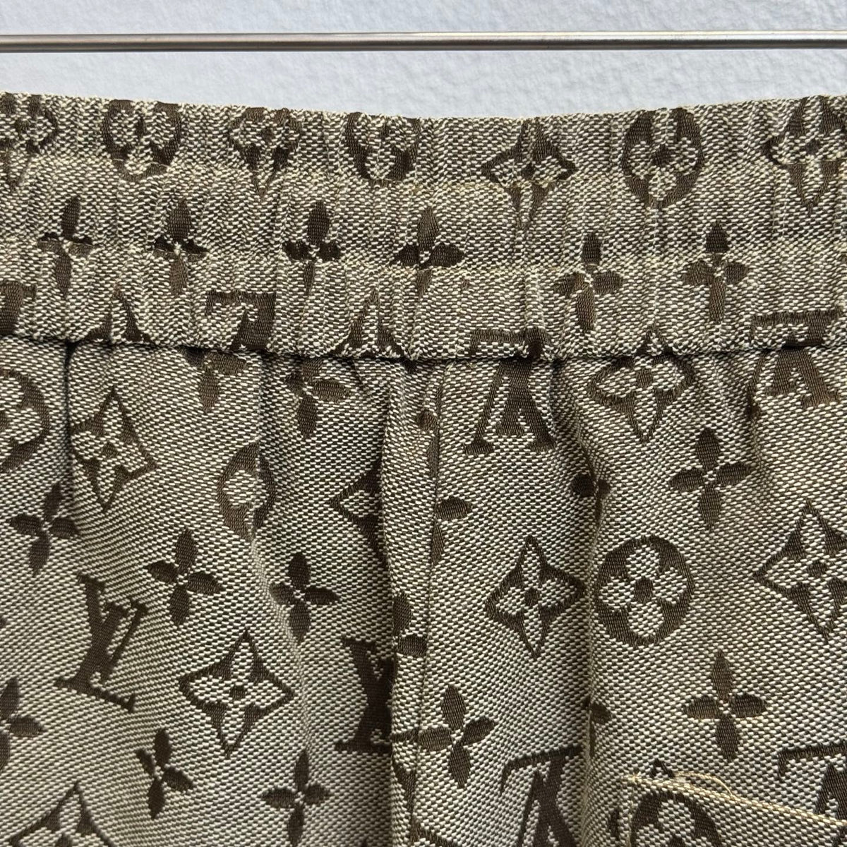 Full printed logo jacquard denim shorts