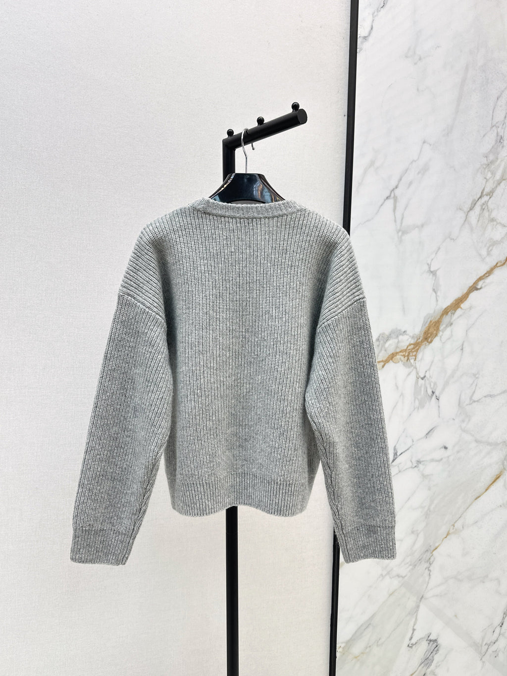 3D towel embroidered sweater