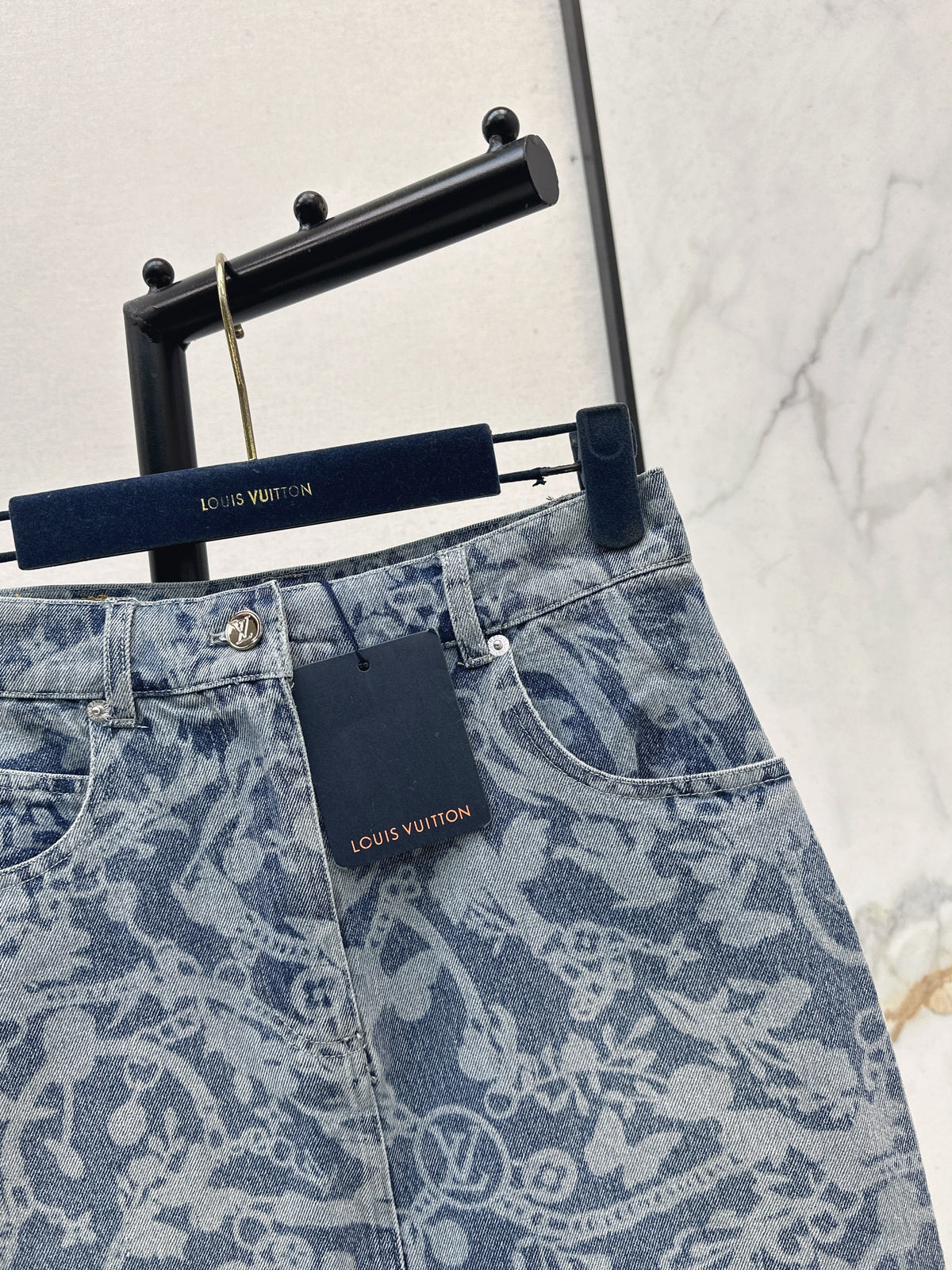 26ss Laser-studded chain floral denim midi skirt