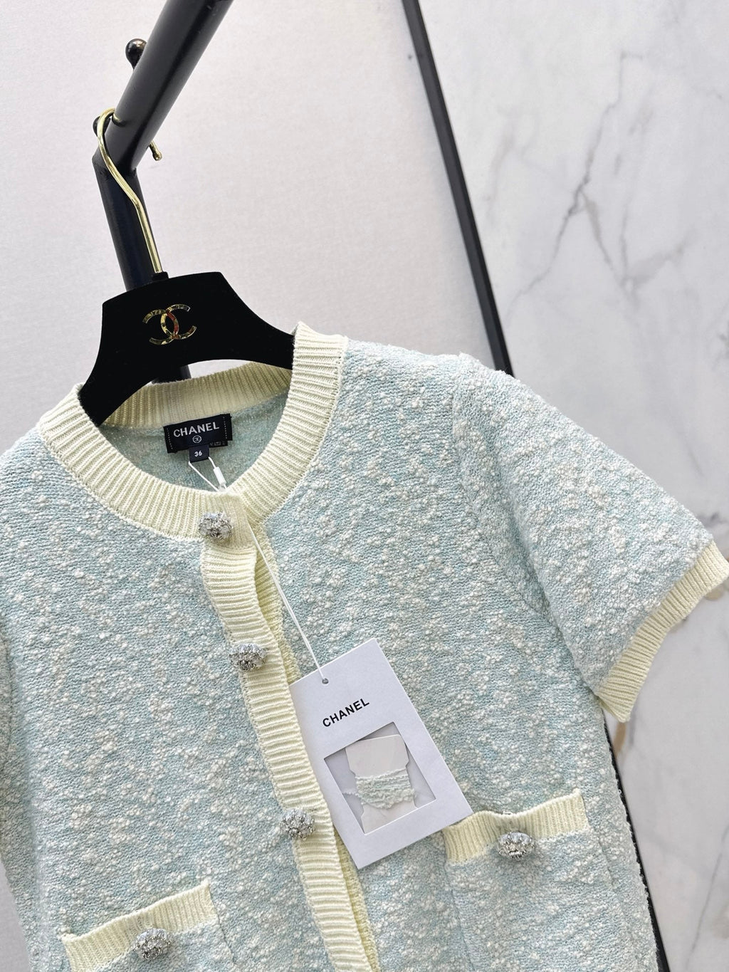 Short-sleeved cardigan with contrasting trim