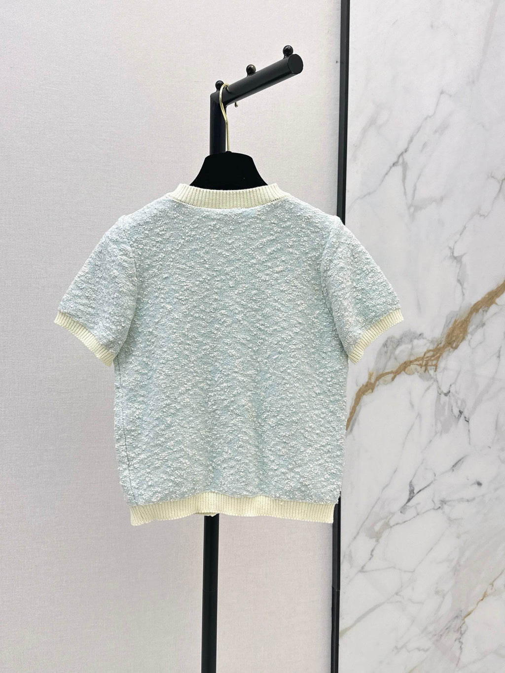 Short-sleeved cardigan with contrasting trim