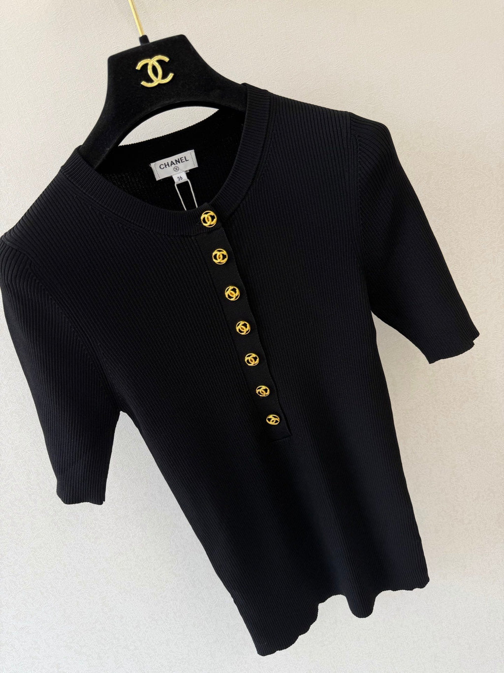 partial-button-front top