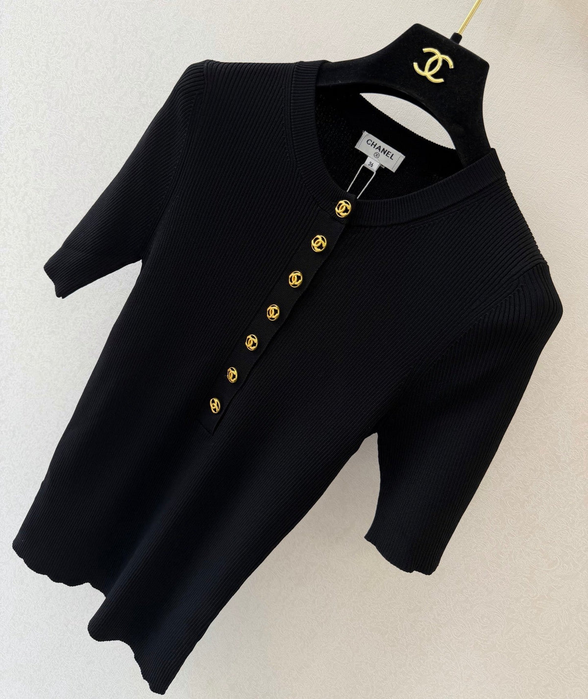 partial-button-front top