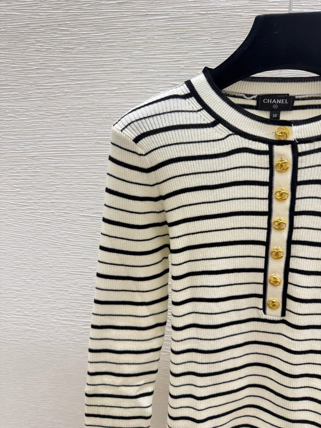 Long-sleeve color-block striped knit top