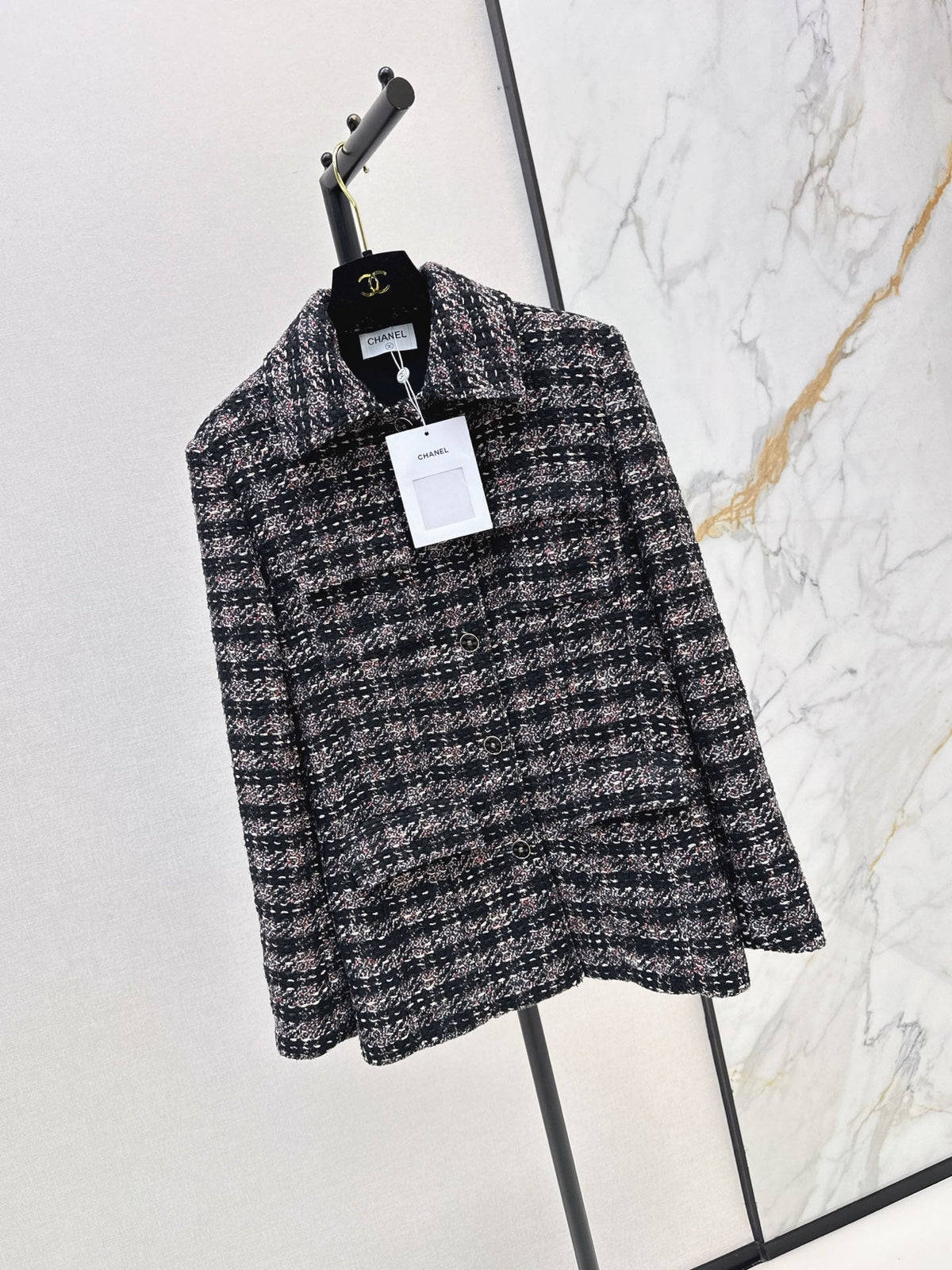 Mid-length tweed jacket