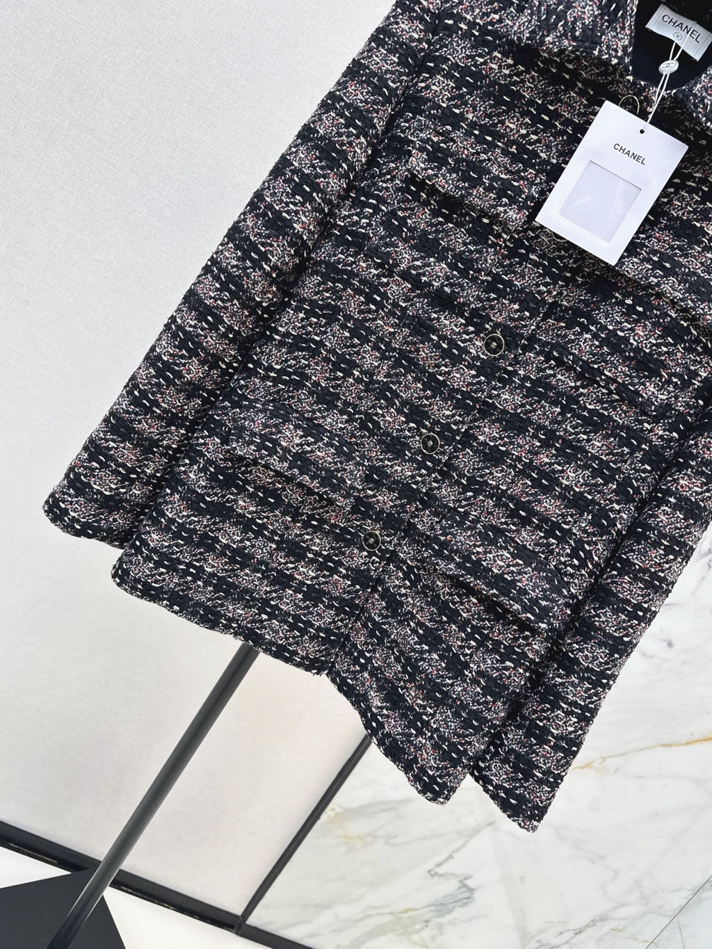 Mid-length tweed jacket
