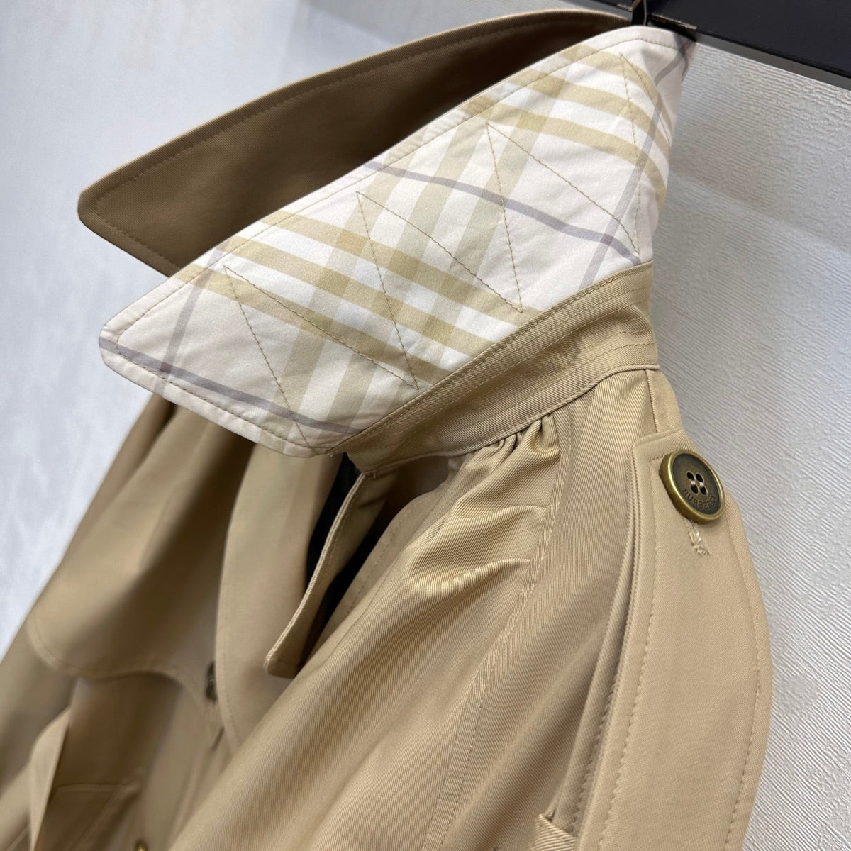 26 New Double-Sided Jacket