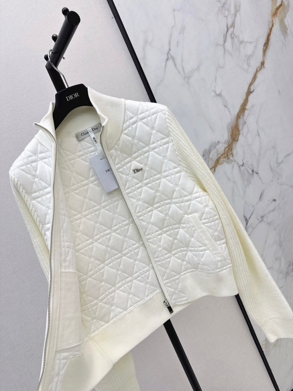 26 Early Autumn New Jacket