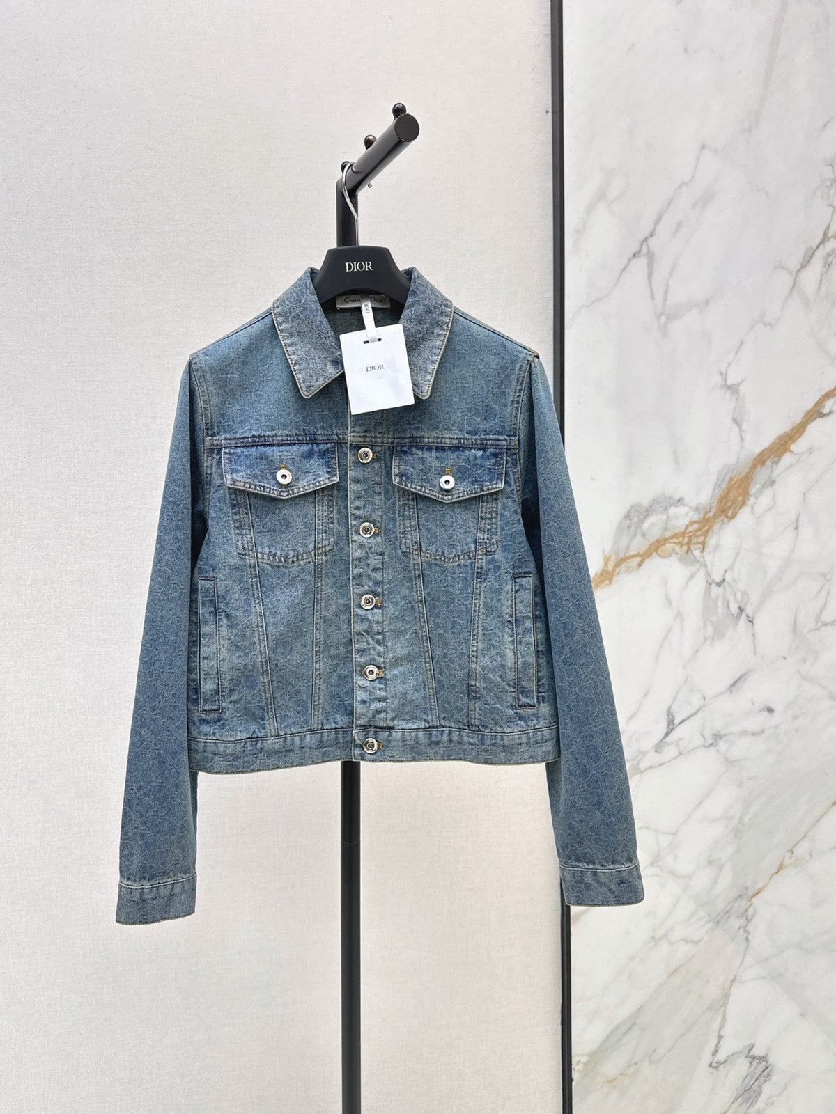 26 Early Autumn Latest Denim Jacket