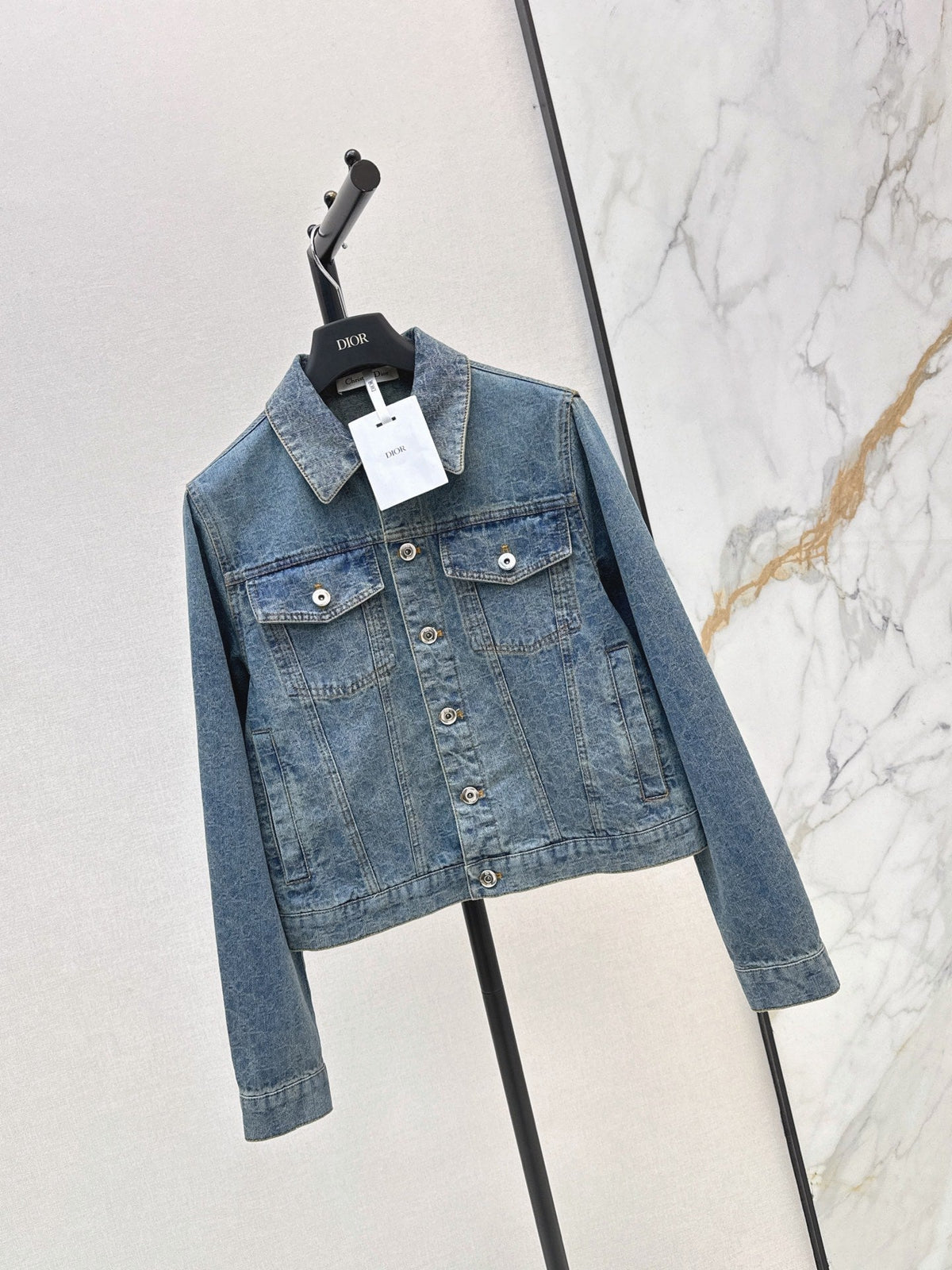 26 Early Autumn Latest Denim Jacket