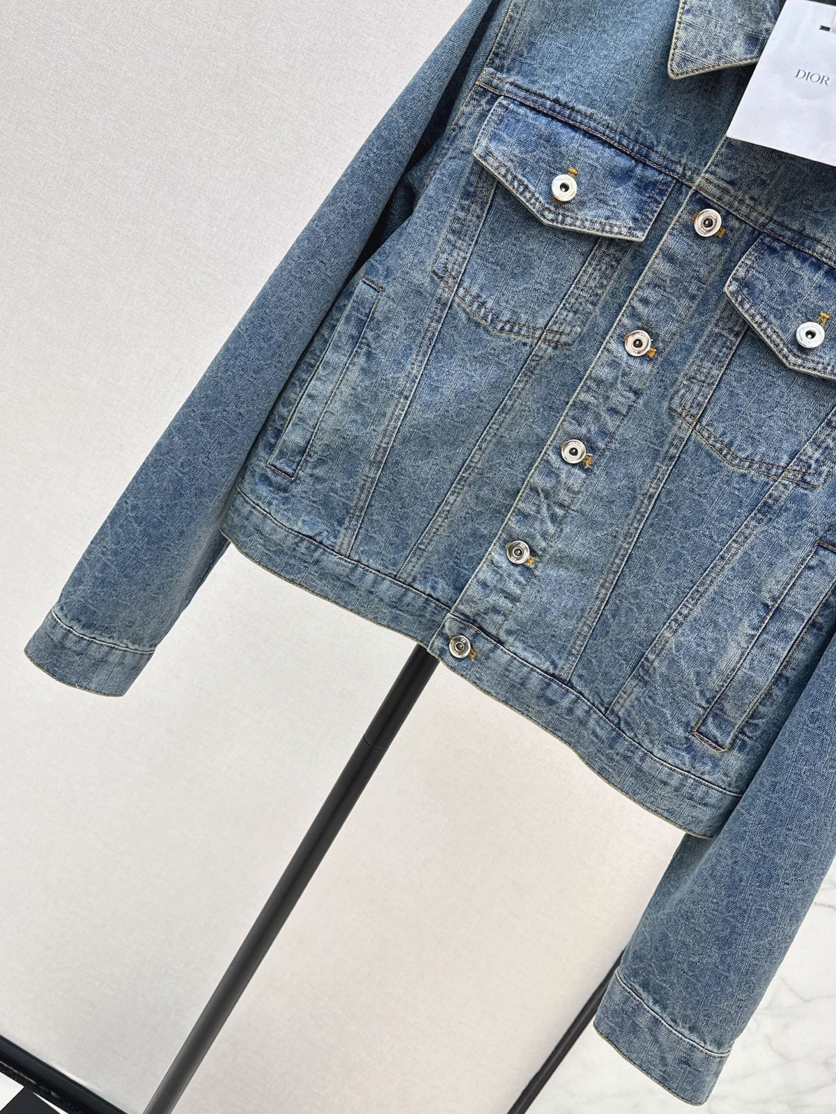 26 Early Autumn Latest Denim Jacket