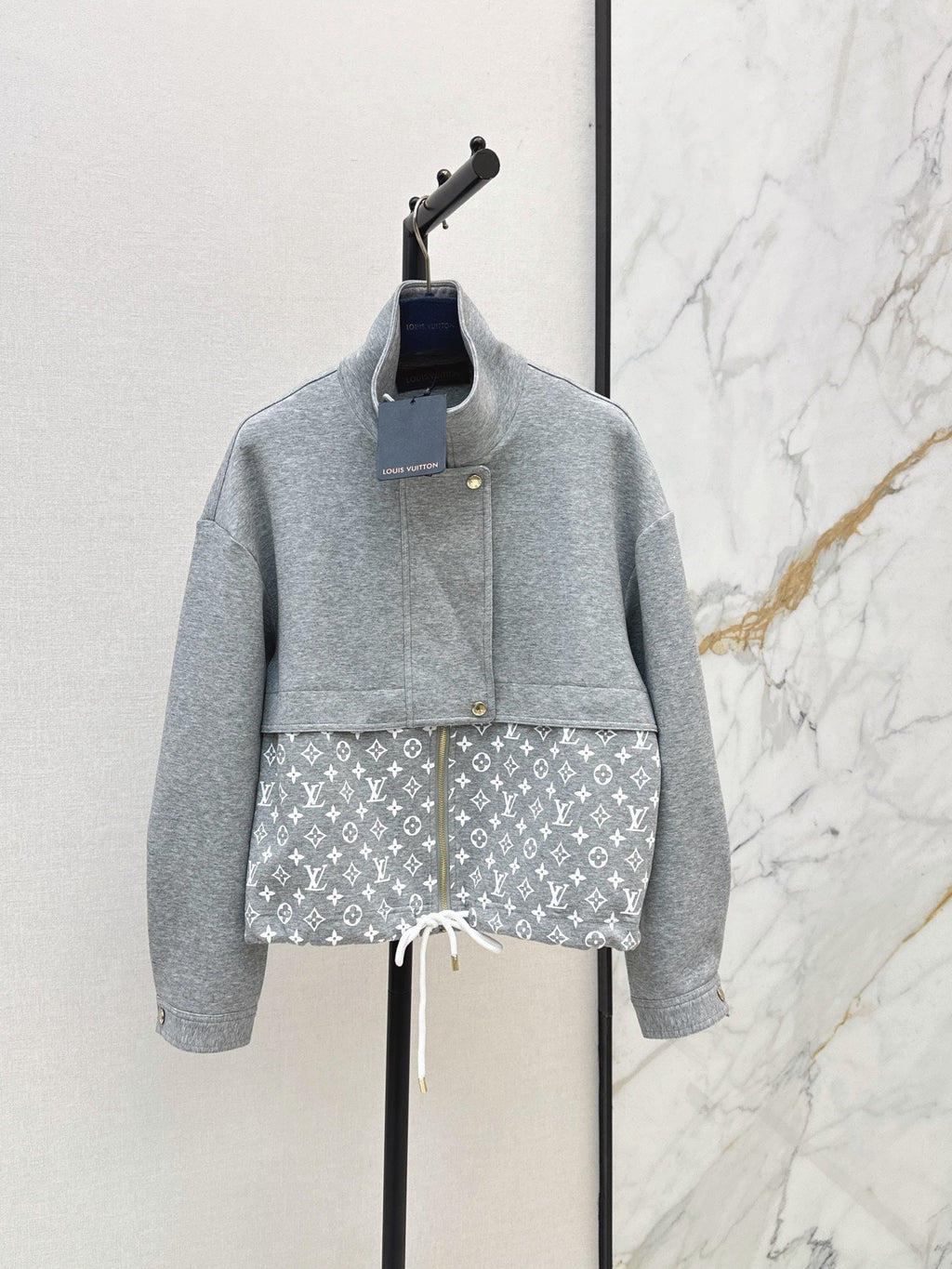 26 Early Autumn New Jacket