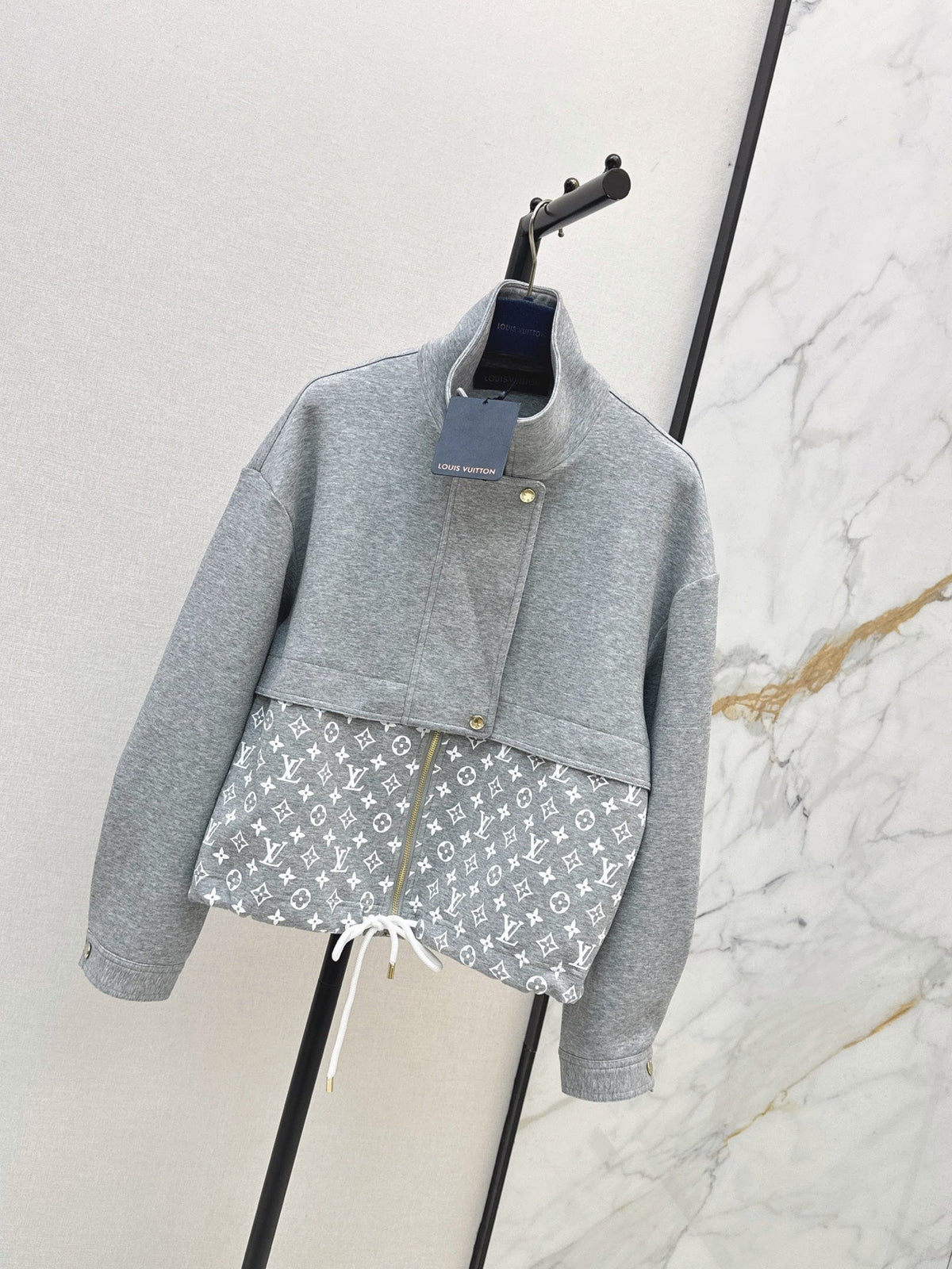 26 Early Autumn New Jacket
