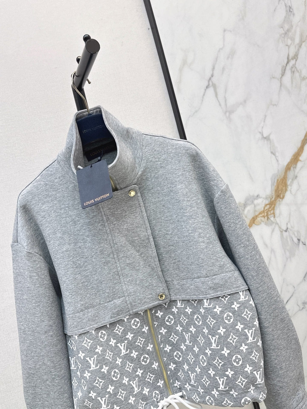26 Early Autumn New Jacket