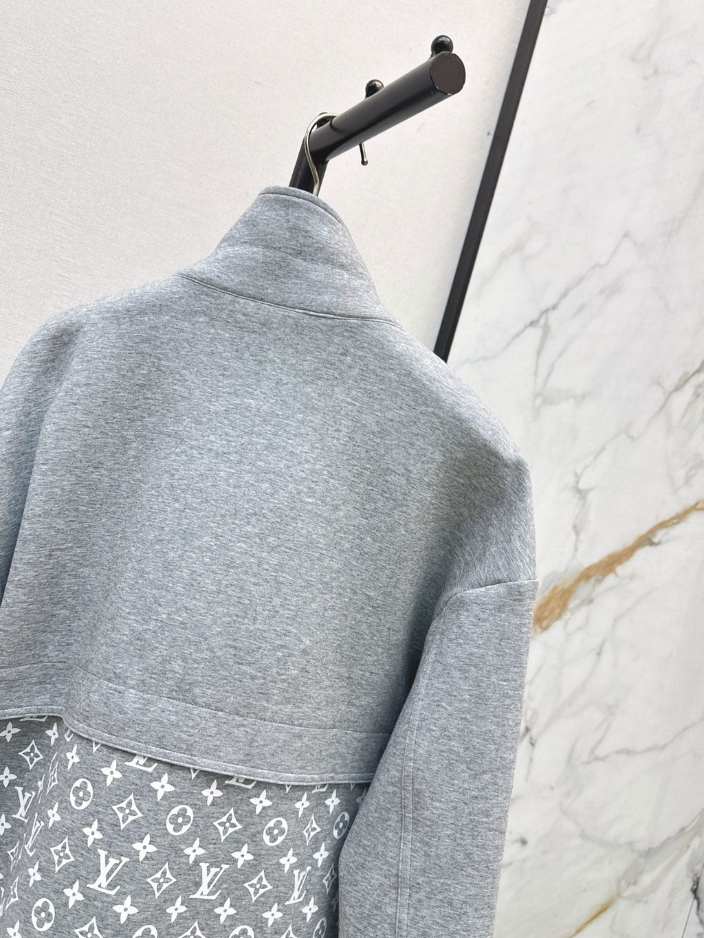 26 Early Autumn New Jacket