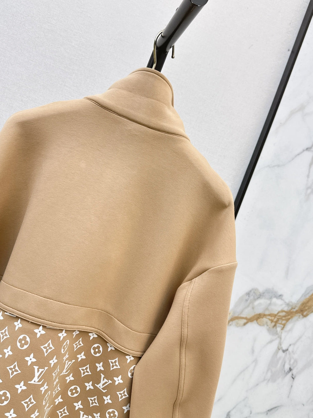 26 Early Autumn New Jacket