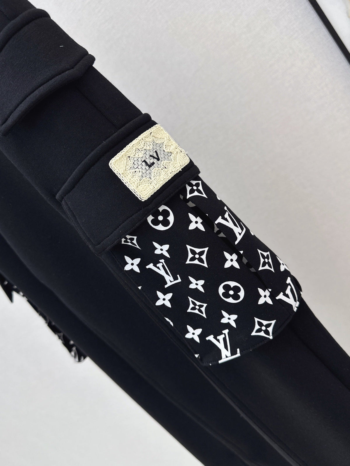 26 Early Autumn New Long Pants