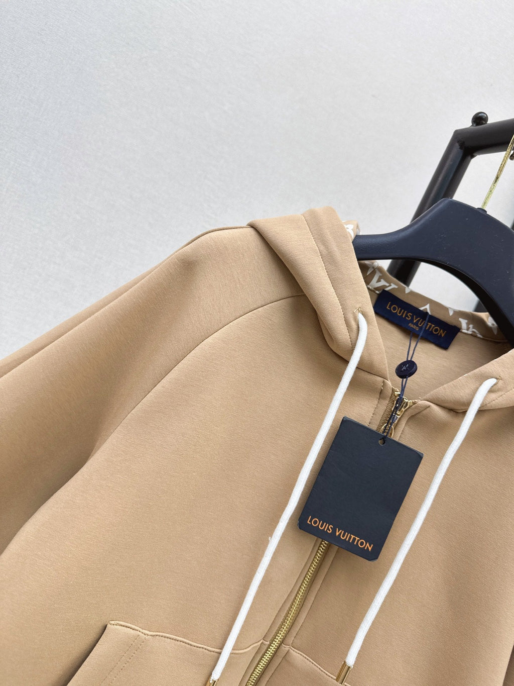 26 Early Autumn New Jacket