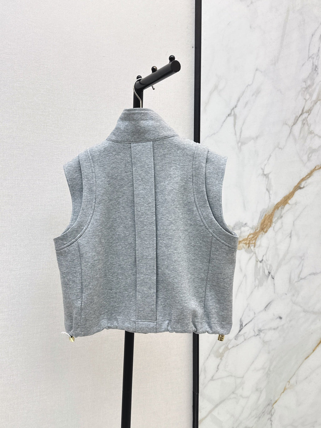 26 Early Autumn New Vest