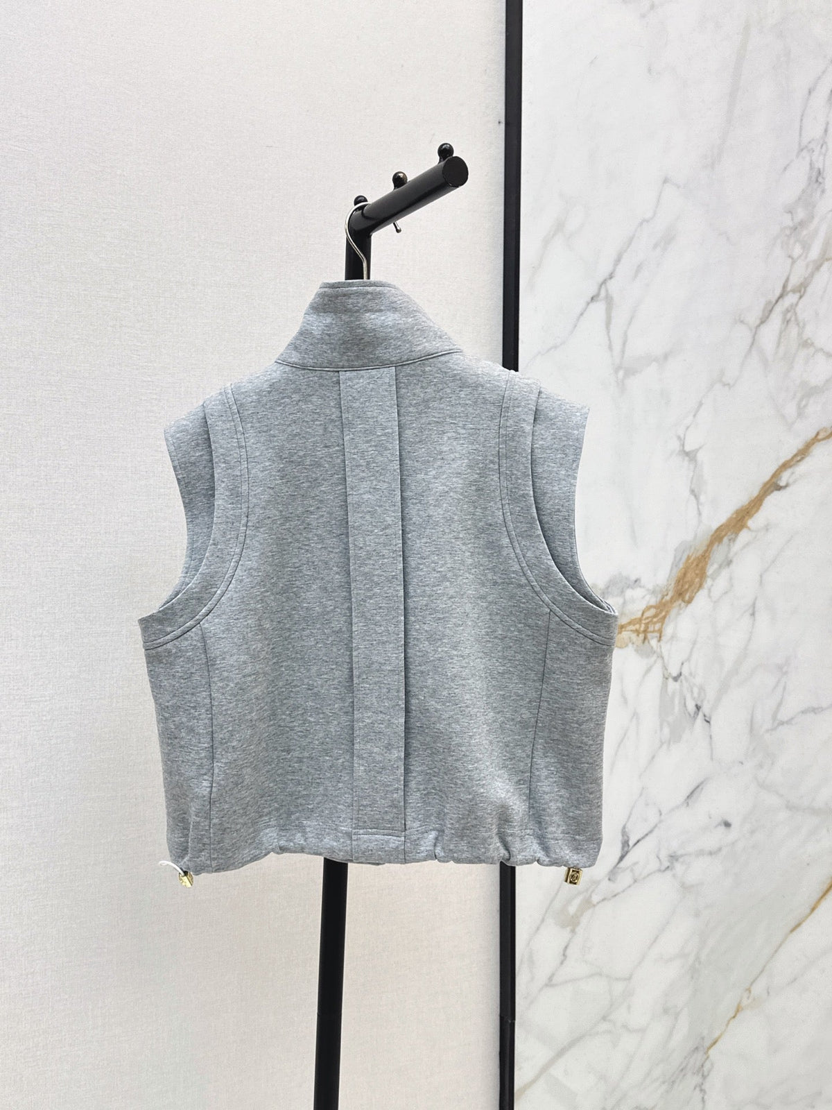 26 Early Autumn New Vest
